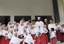 Syekh Palestina Kunjungi SD Mudisa Jember